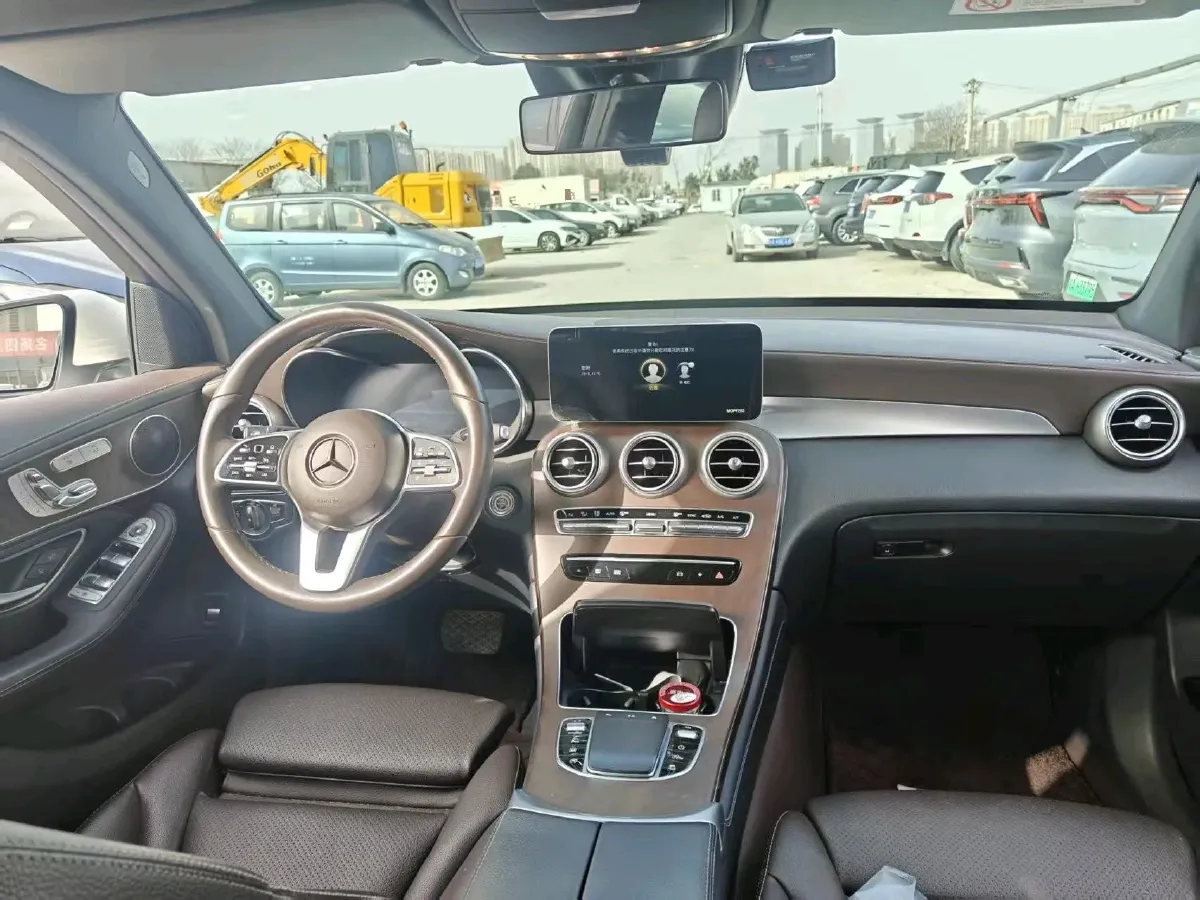 2020 Mercedes-Benz GLC Class 2.0T 258HP L4 9AT,autocango,china used car exporter,china ev exporter,chinese used car exporter,chinese used ev exporter