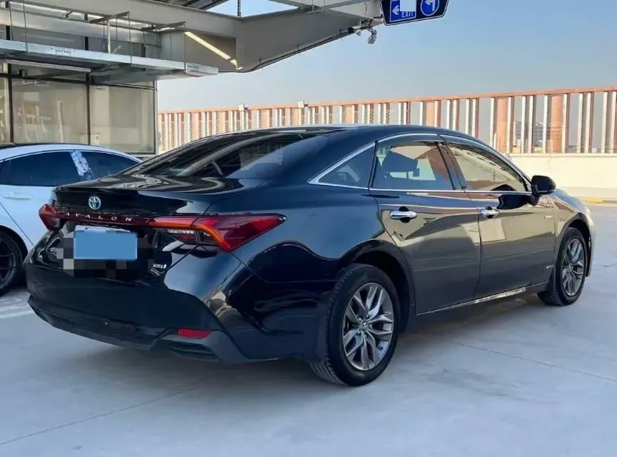 2022 Toyota Avalon 2.5L 178HP L4 E-CVT Hybrid,autocango,china used car exporter,china ev exporter,chinese used car exporter,chinese used ev exporter
