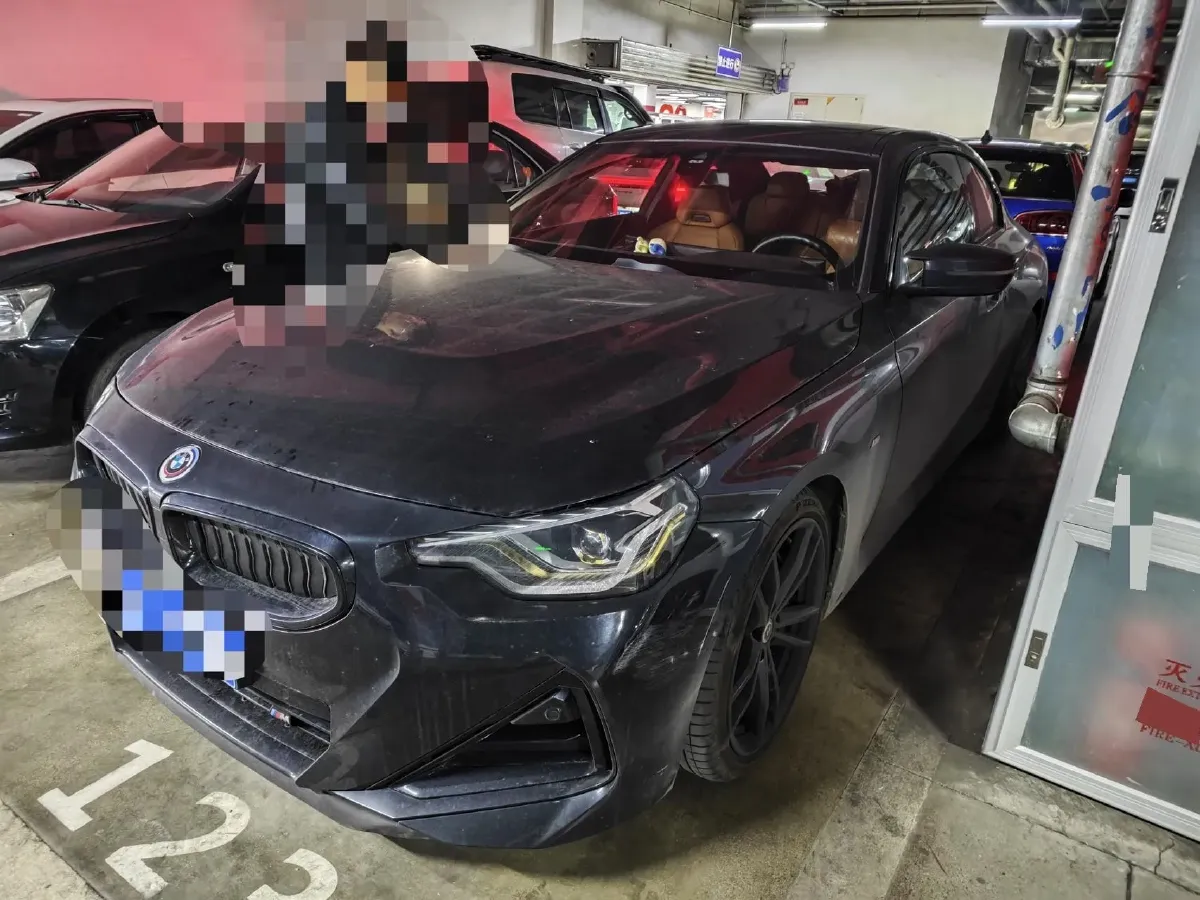 2023 BMW 3.0T 333HP L6 8AT,autocango,china used car exporter,china ev exporter,chinese used car exporter,chinese used ev exporter