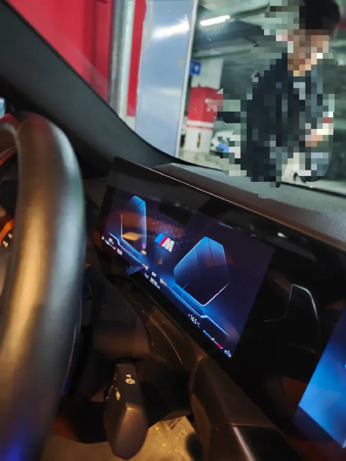 2023 BMW 3.0T 333HP L6 8AT,autocango,china used car exporter,china ev exporter,chinese used car exporter,chinese used ev exporter