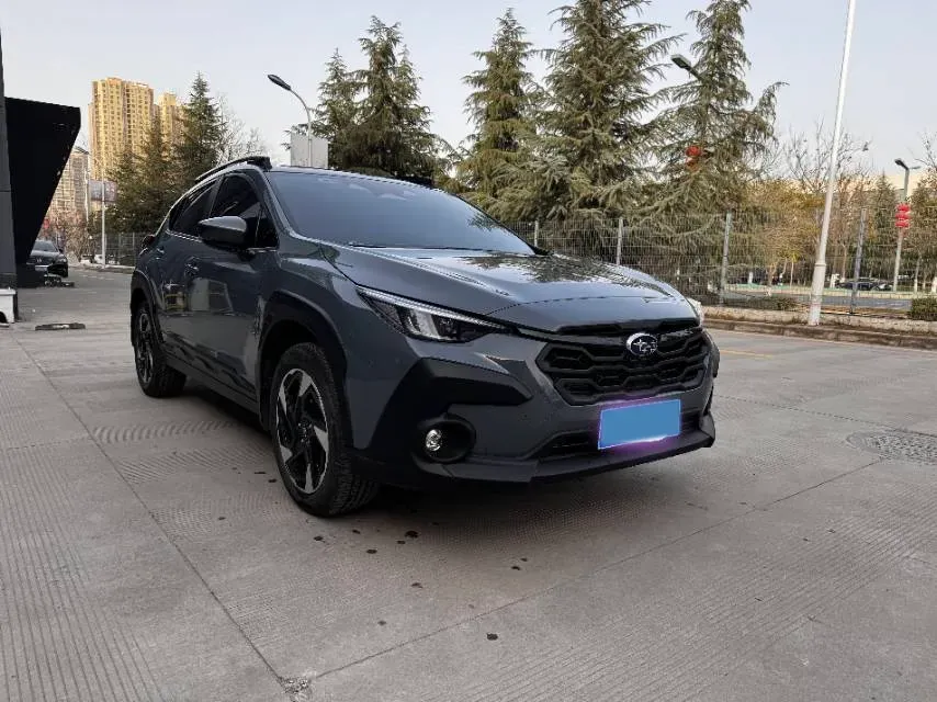 2024 Subaru Crosstrek 2.5L 169HP H4 CVT,autocango,china used car exporter,china ev exporter,chinese used car exporter,chinese used ev exporter