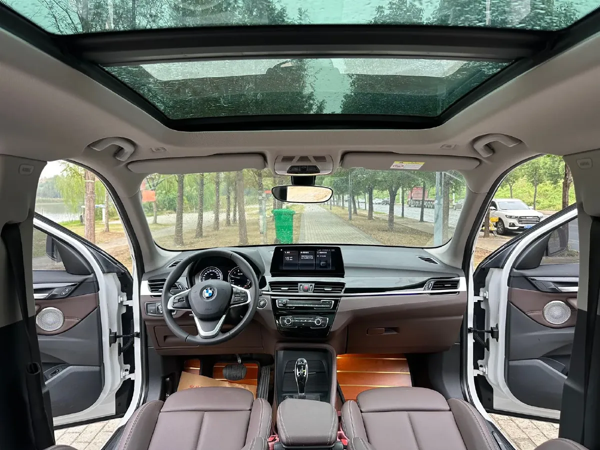 2022 BMW X1 1.5T 140HP L3 7DCT,autocango,china used car exporter,china ev exporter,chinese used car exporter,chinese used ev exporter