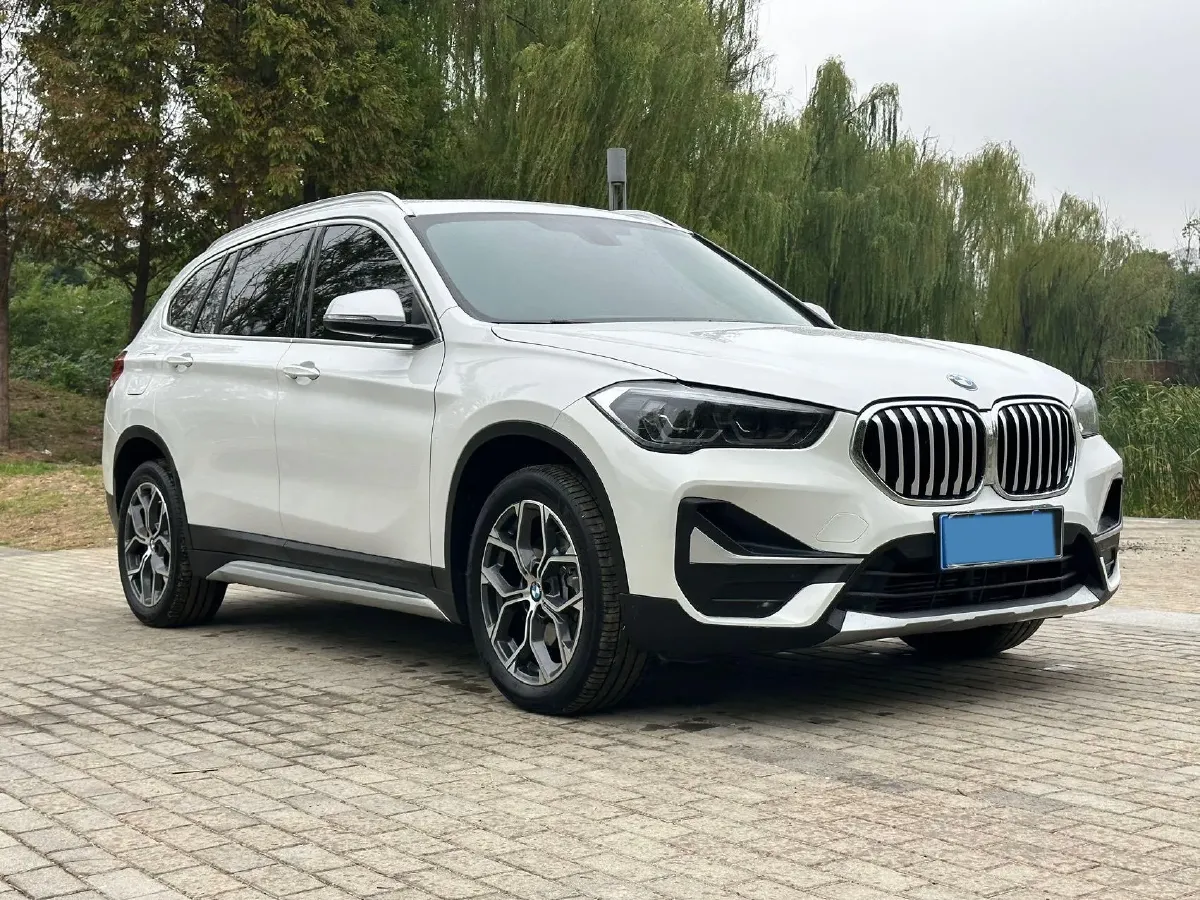 2022 BMW X1 1.5T 140HP L3 7DCT,autocango,china used car exporter,china ev exporter,chinese used car exporter,chinese used ev exporter