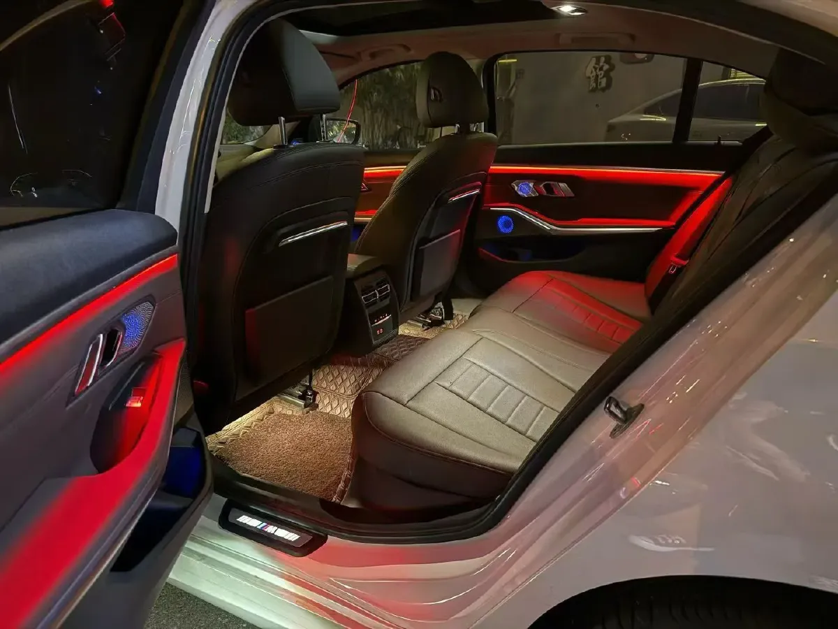 2020 BMW 3 Series 2.0T 184HP L4 8AT,autocango,china used car exporter,china ev exporter,chinese used car exporter,chinese used ev exporter