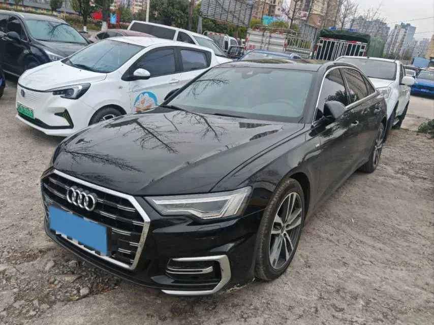 2023 Audi A6L 2.0T 190HP L4 7DCT,autocango,china used car exporter,china ev exporter,chinese used car exporter,chinese used ev exporter