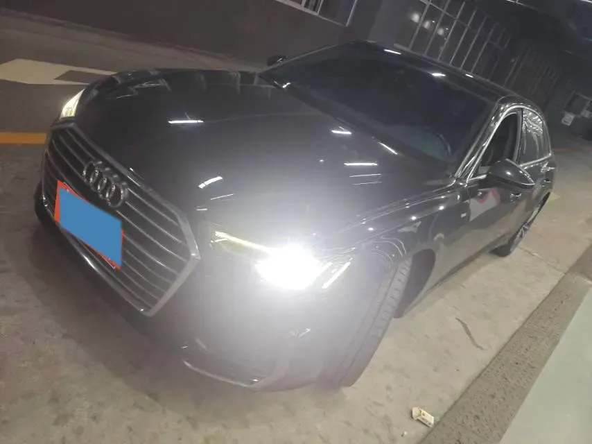 2019 Audi A6L 2.0T 190HP L4 7DCT,autocango,china used car exporter,china ev exporter,chinese used car exporter,chinese used ev exporter