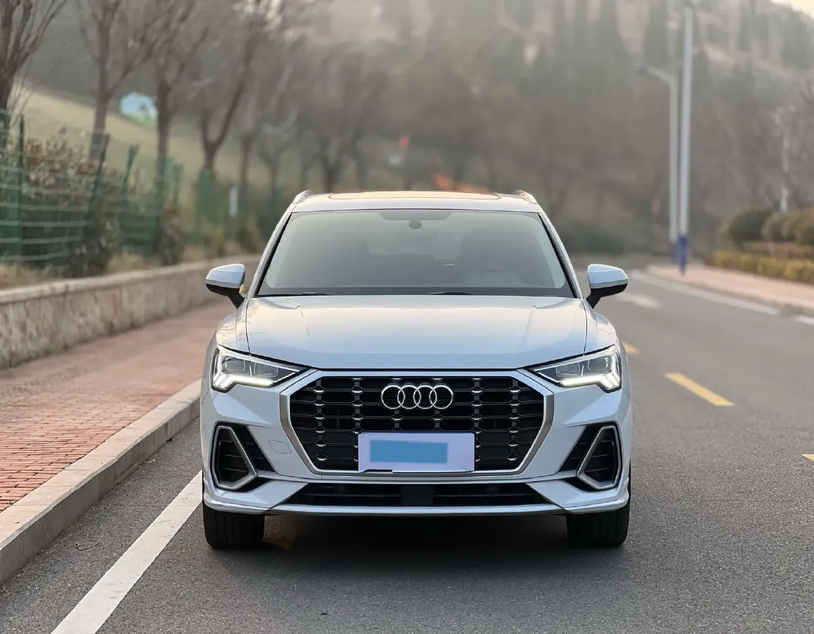 2021 Audi Q3 1.4T 150HP L4 7DCT,autocango,china used car exporter,china ev exporter,chinese used car exporter,chinese used ev exporter