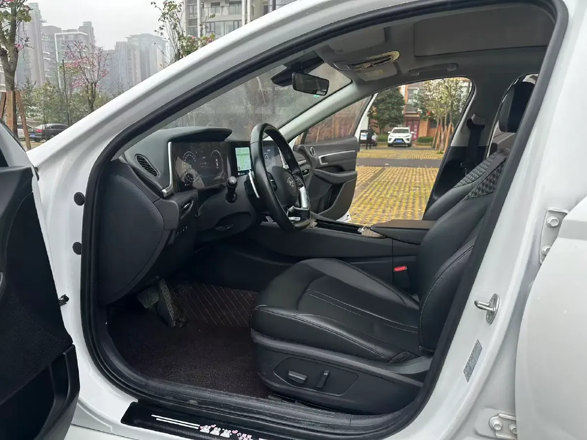 2020 Hyundai Sonata 1.5T 170HP L4 7DCT,autocango,china used car exporter,china ev exporter,chinese used car exporter,chinese used ev exporter