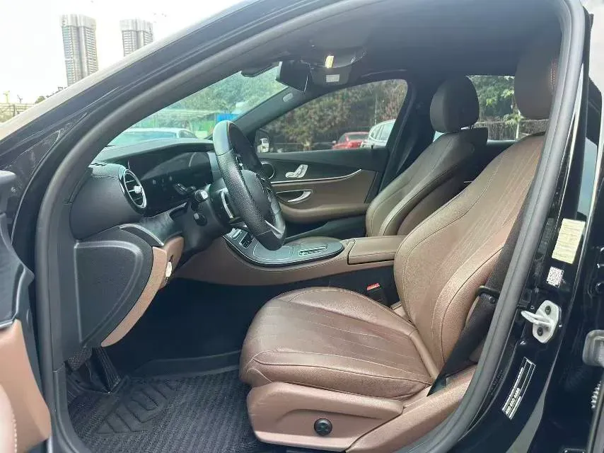 2021 Mercedes-Benz E Class 2.0T 197HP L4 9AT,autocango,china used car exporter,china ev exporter,chinese used car exporter,chinese used ev exporter