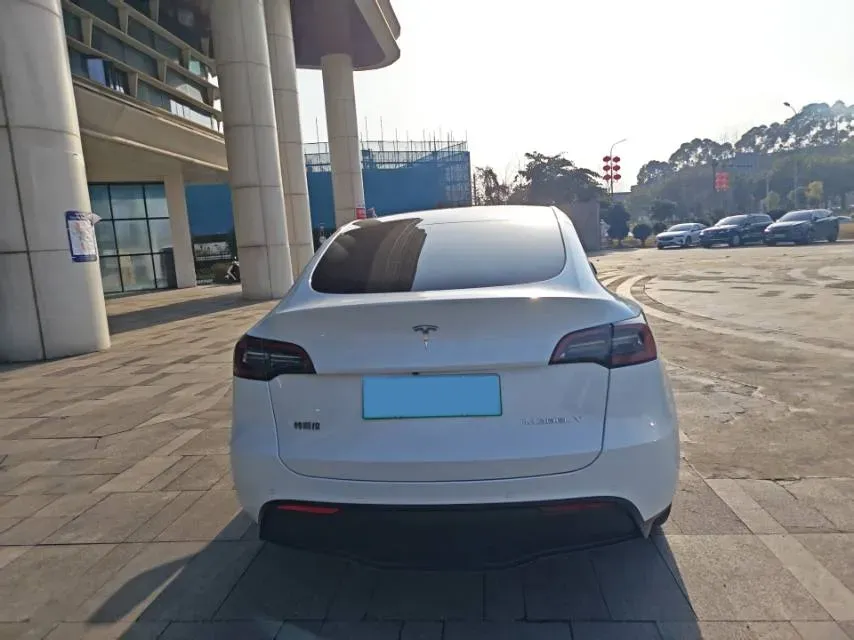 2022 Tesla Model Y BEV 60KWH,autocango,china used car exporter,china ev exporter,chinese used car exporter,chinese used ev exporter