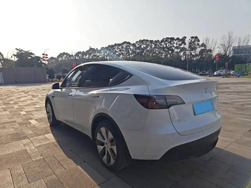 2022 Tesla Model Y BEV 60KWH,autocango,china used car exporter,china ev exporter,chinese used car exporter,chinese used ev exporter