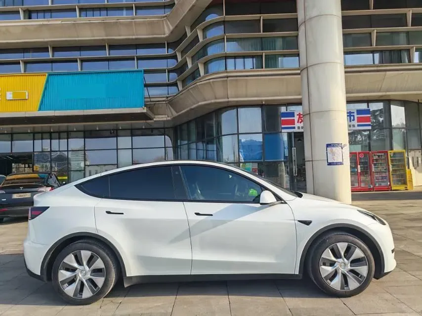 2022 Tesla Model Y BEV 60KWH,autocango,china used car exporter,china ev exporter,chinese used car exporter,chinese used ev exporter