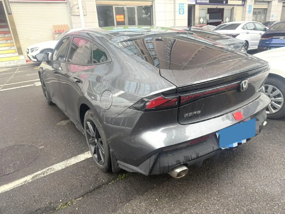 2023 ChangAn UNI-V 1.5T 188HP L4 7DCT,autocango,china used car exporter,china ev exporter,chinese used car exporter,chinese used ev exporter