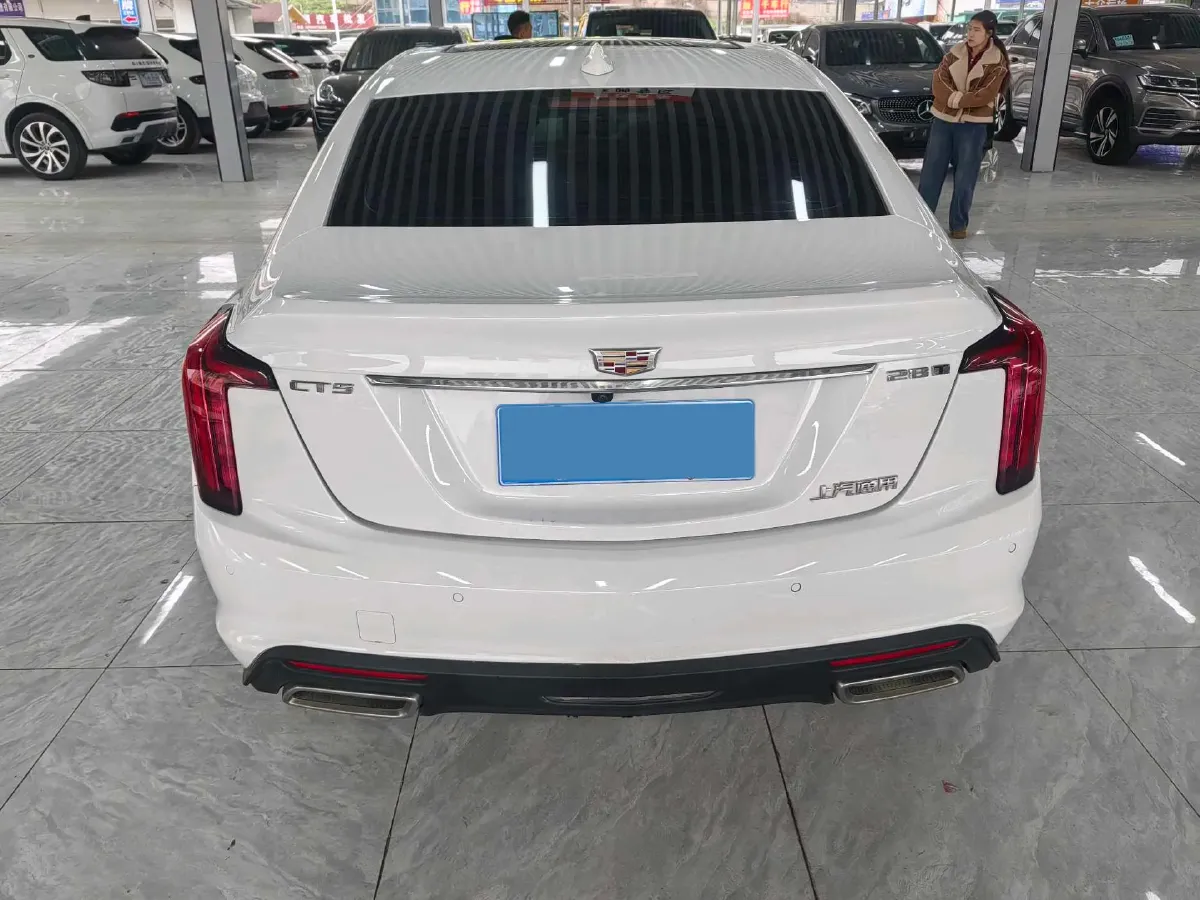 2022 Cadillac CT5 2.0T 237HP L4 10AT,autocango,china used car exporter,china ev exporter,chinese used car exporter,chinese used ev exporter