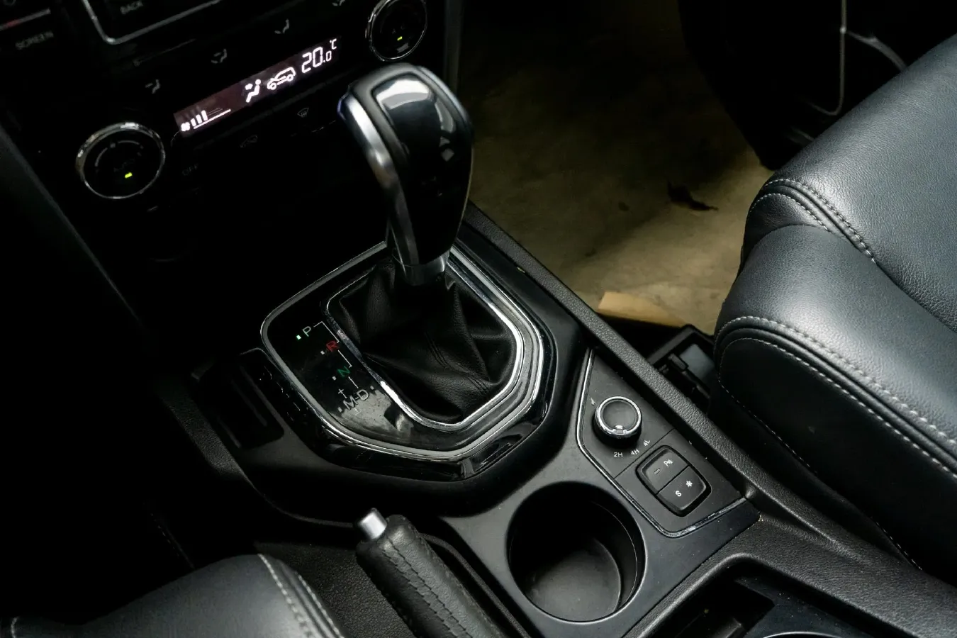 2020 Beijing BJ80 2.3T 231HP L4 6AT,autocango,china used car exporter,china ev exporter,chinese used car exporter,chinese used ev exporter