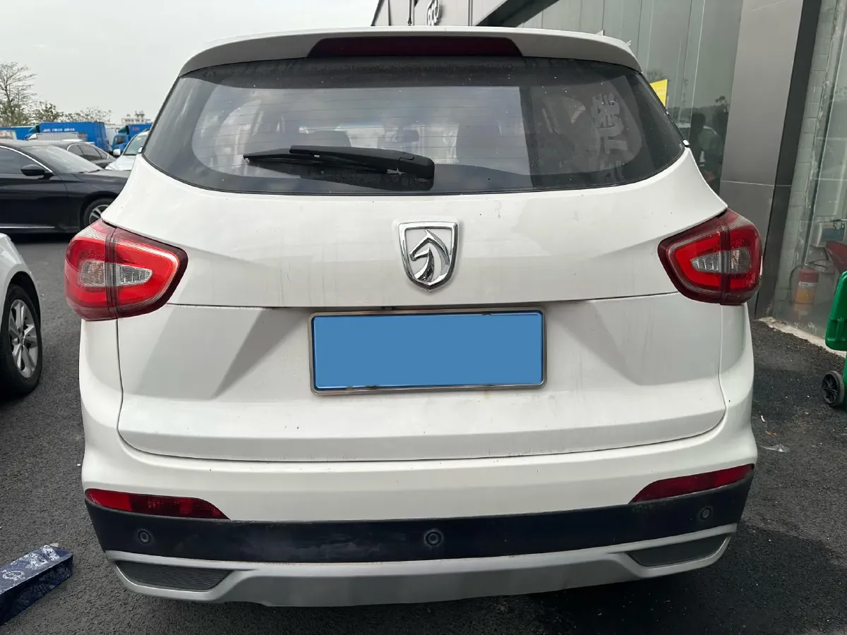 2017 BaoJun 510 1.5L 112HP L4 6MT,autocango,china used car exporter,china ev exporter,chinese used car exporter,chinese used ev exporter