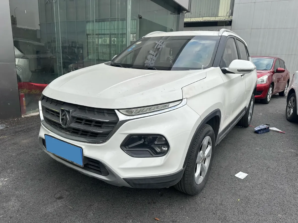 2017 BaoJun 510 1.5L 112HP L4 6MT,autocango,china used car exporter,china ev exporter,chinese used car exporter,chinese used ev exporter