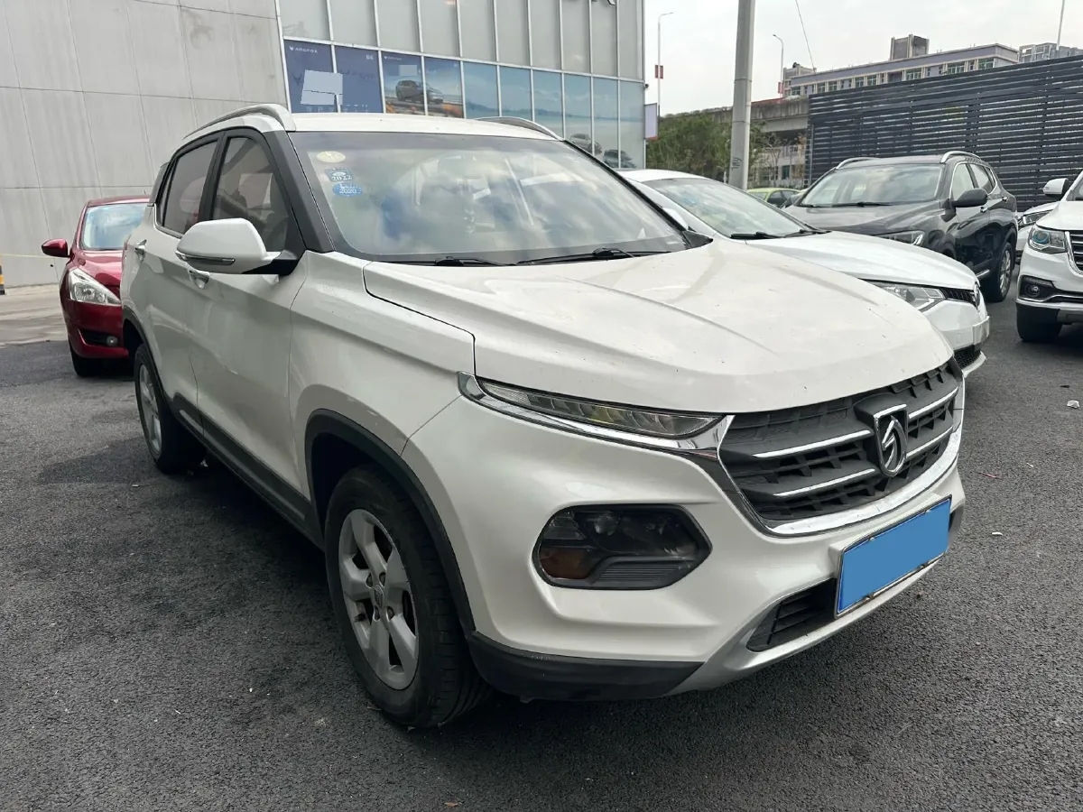 2017 BaoJun 510 1.5L 112HP L4 6MT,autocango,china used car exporter,china ev exporter,chinese used car exporter,chinese used ev exporter