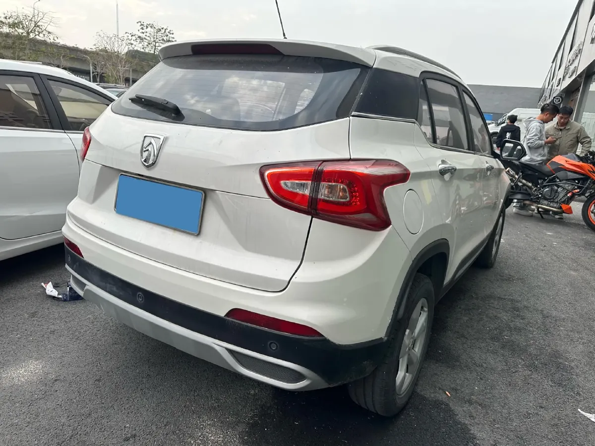 2017 BaoJun 510 1.5L 112HP L4 6MT,autocango,china used car exporter,china ev exporter,chinese used car exporter,chinese used ev exporter