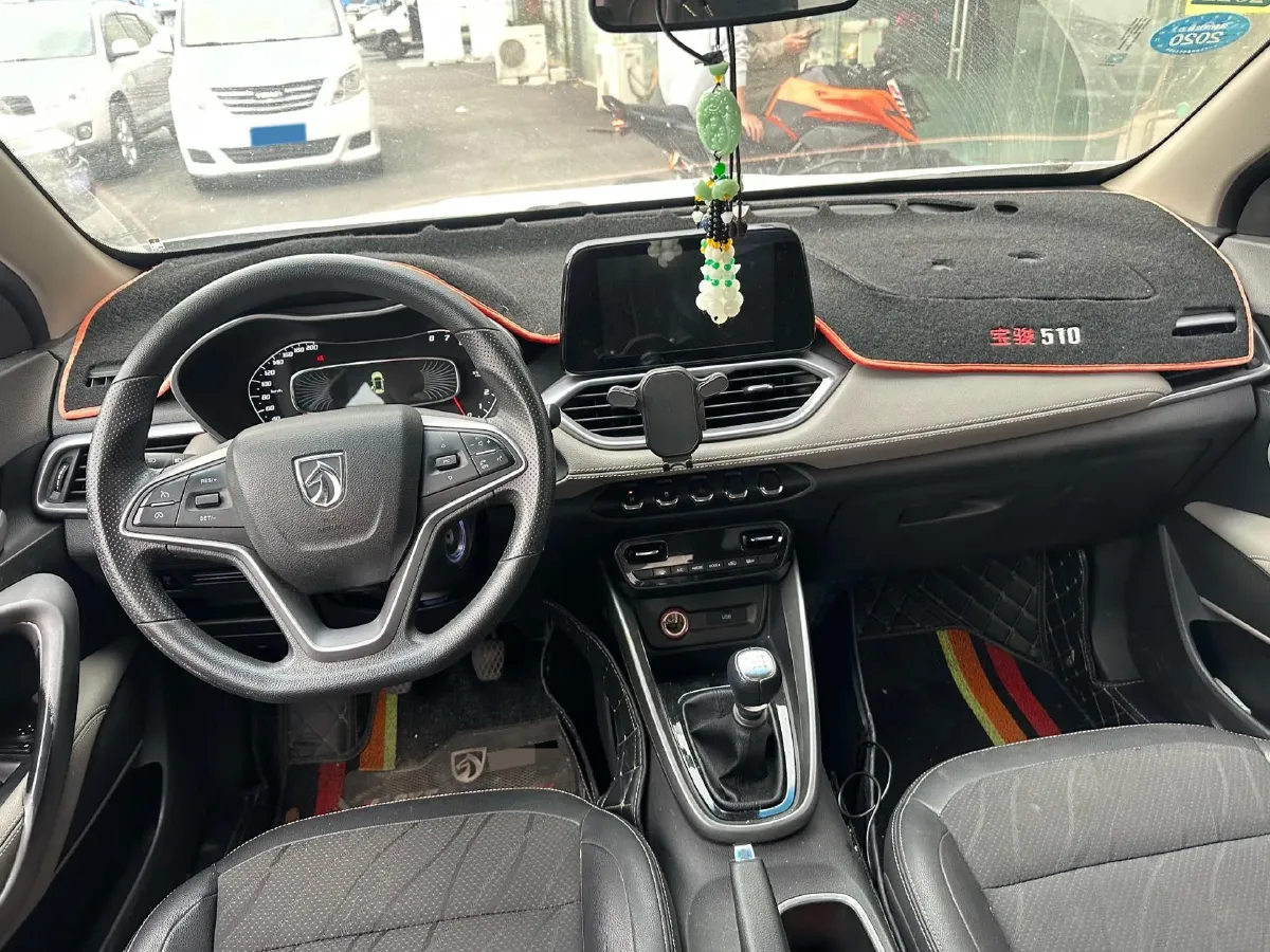 2017 BaoJun 510 1.5L 112HP L4 6MT,autocango,china used car exporter,china ev exporter,chinese used car exporter,chinese used ev exporter