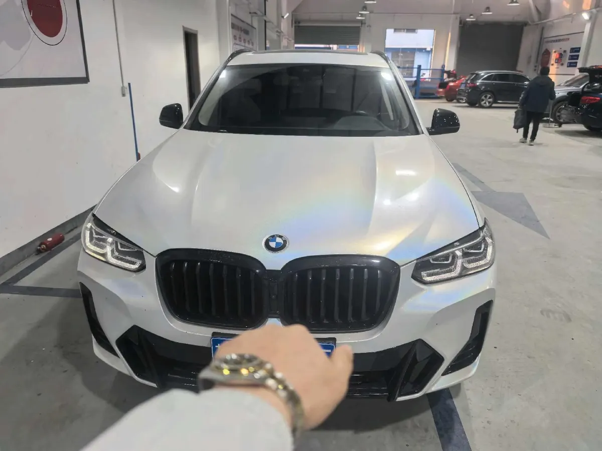 2022 BMW X3 2.0T 252HP L4 8AT,autocango,china used car exporter,china ev exporter,chinese used car exporter,chinese used ev exporter