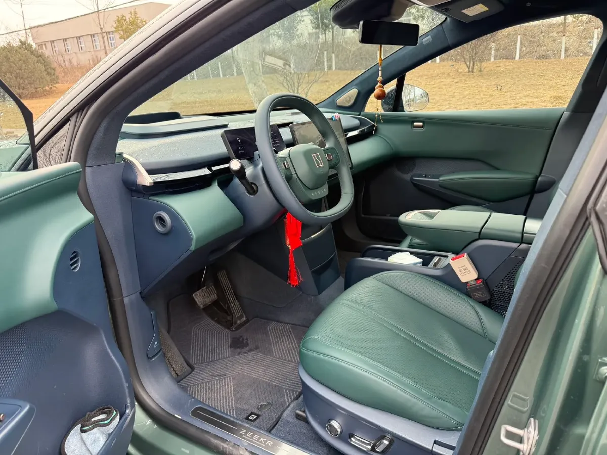 2023 Zeekr X BEV 66KWH,autocango,china used car exporter,china ev exporter,chinese used car exporter,chinese used ev exporter