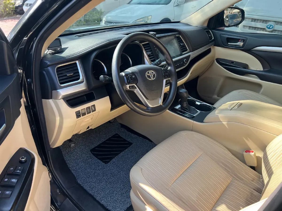 2018 Toyota Highlander 2.0T 220HP L4 6AT,autocango,china used car exporter,china ev exporter,chinese used car exporter,chinese used ev exporter