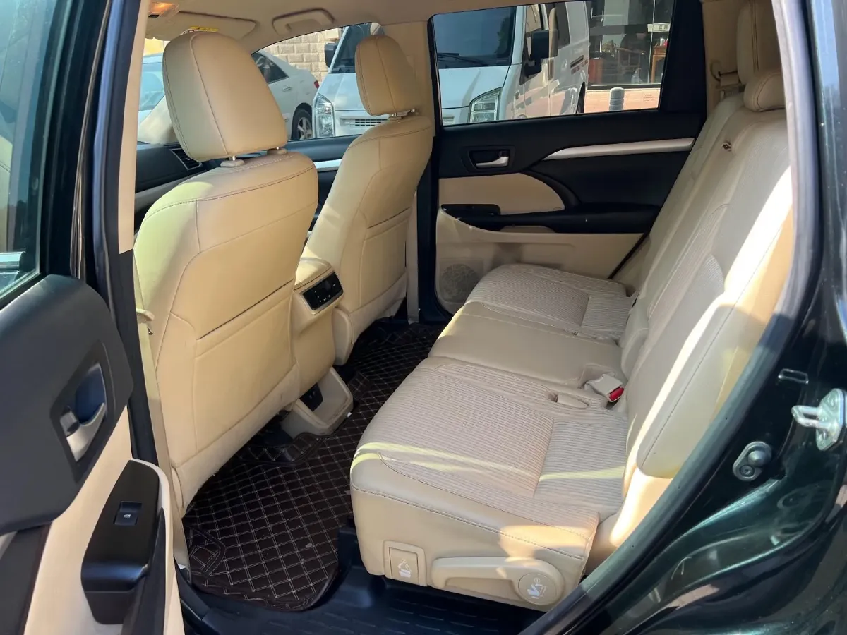 2018 Toyota Highlander 2.0T 220HP L4 6AT,autocango,china used car exporter,china ev exporter,chinese used car exporter,chinese used ev exporter