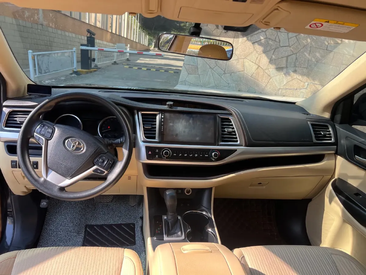 2018 Toyota Highlander 2.0T 220HP L4 6AT,autocango,china used car exporter,china ev exporter,chinese used car exporter,chinese used ev exporter