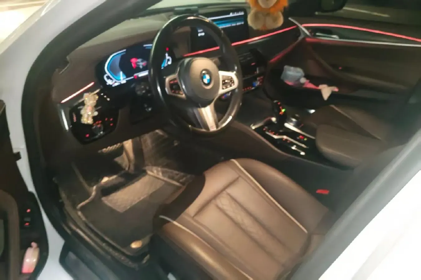 2021 BMW 5 Series 2.0T 184HP L4 8AT PHEV 17.7KWH,autocango,china used car exporter,china ev exporter,chinese used car exporter,chinese used ev exporter