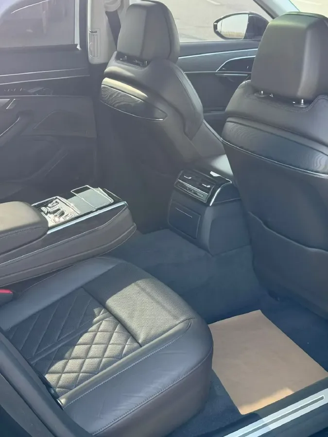 2021 Audi A8 3.0T 286HP V6 8AT,autocango,china used car exporter,china ev exporter,chinese used car exporter,chinese used ev exporter