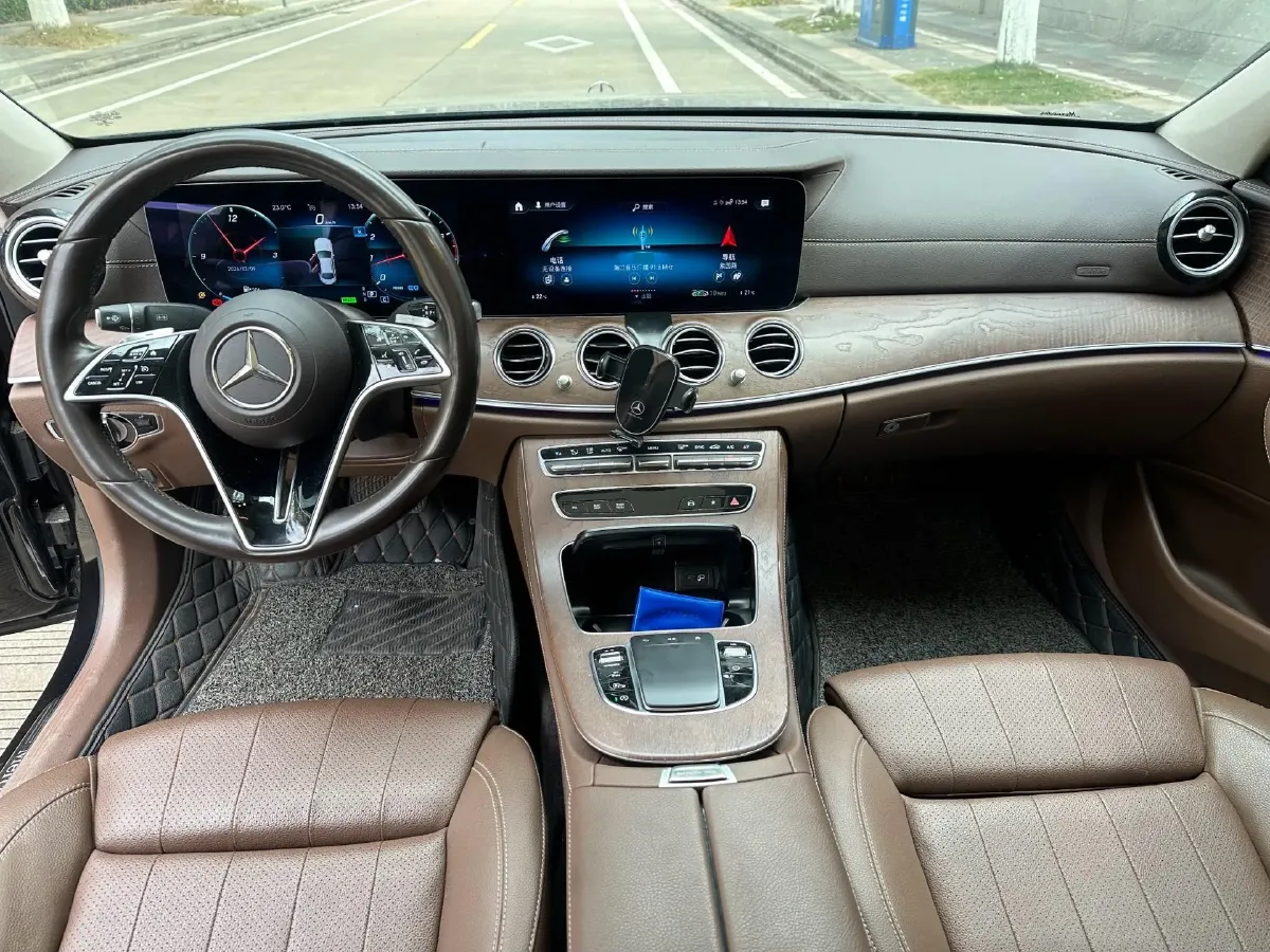2021 Mercedes-Benz E Class 1.5T 184HP L4 9AT,autocango,china used car exporter,china ev exporter,chinese used car exporter,chinese used ev exporter