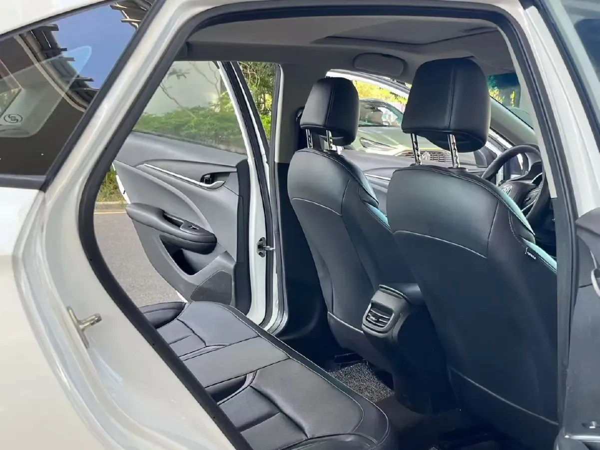 2021 Buick Excelle 1.5L 113HP L4 6AT,autocango,china used car exporter,china ev exporter,chinese used car exporter,chinese used ev exporter