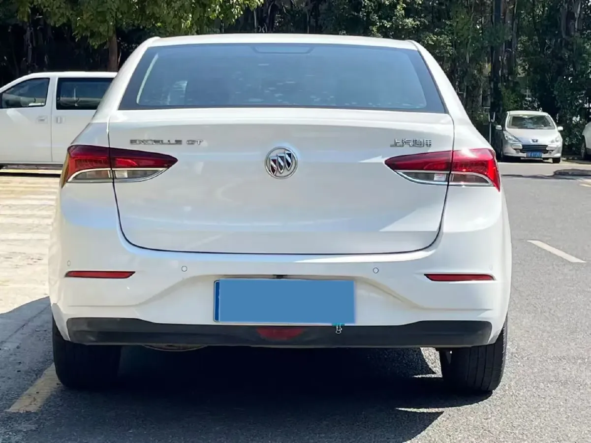2021 Buick Excelle 1.5L 113HP L4 6AT,autocango,china used car exporter,china ev exporter,chinese used car exporter,chinese used ev exporter