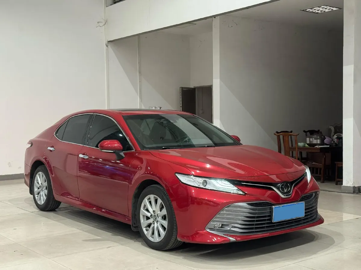 2018 Toyota Camry 2.0L 169HP L4 6AT,autocango,china used car exporter,china ev exporter,chinese used car exporter,chinese used ev exporter