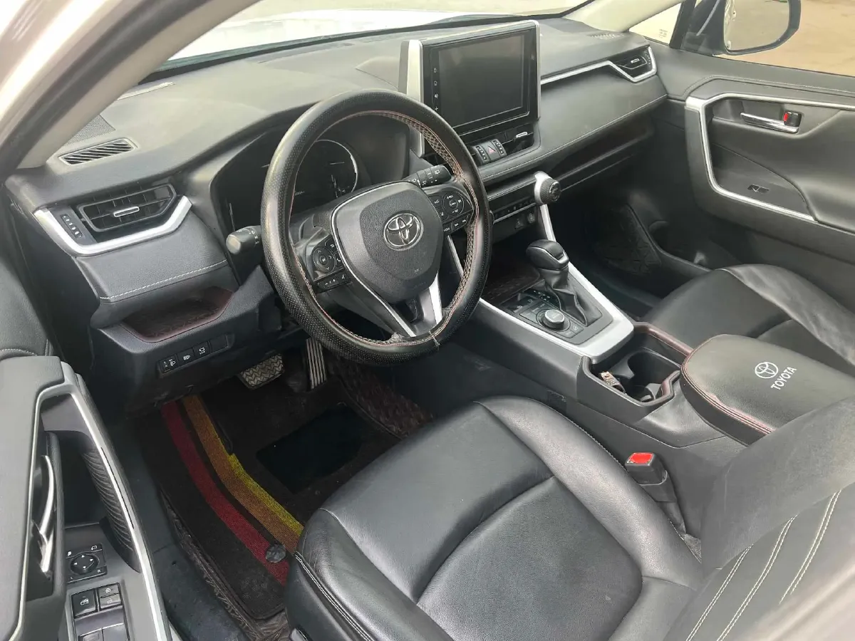 2021 Toyota RAV4 2.0L 171HP L4 CVT,autocango,china used car exporter,china ev exporter,chinese used car exporter,chinese used ev exporter