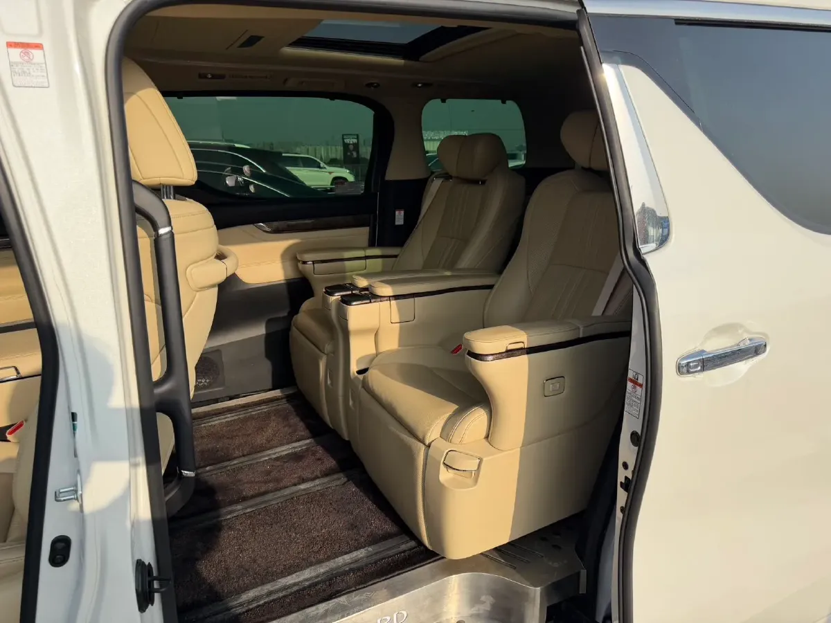 2021 Toyota Alphard 2.5L 117HP L4 E-CVT Hybrid,autocango,china used car exporter,china ev exporter,chinese used car exporter,chinese used ev exporter