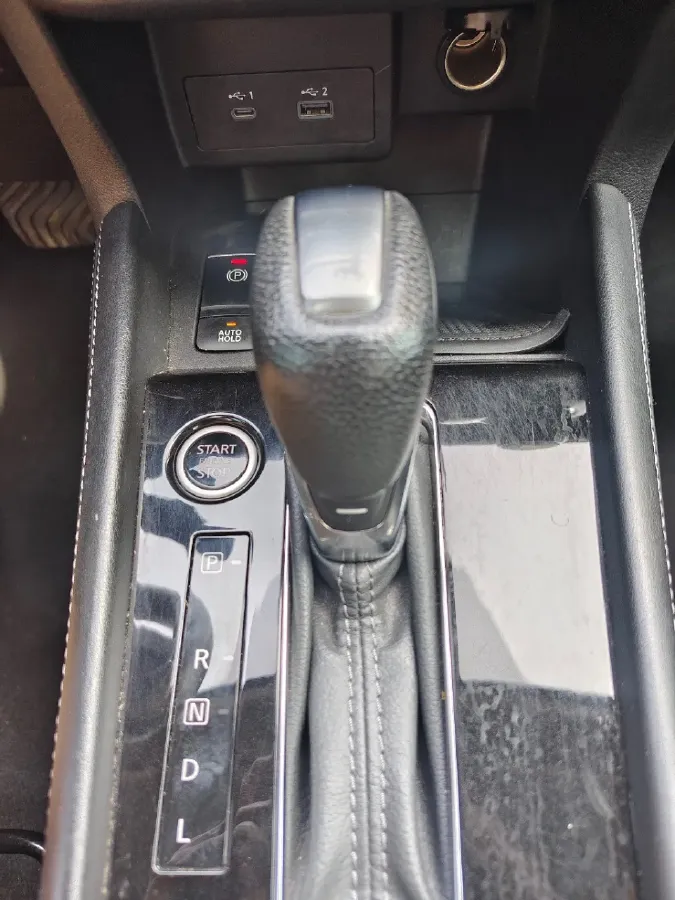 2022 Nissan Kicks 1.5L 122HP L4 CVT,autocango,china used car exporter,china ev exporter,chinese used car exporter,chinese used ev exporter