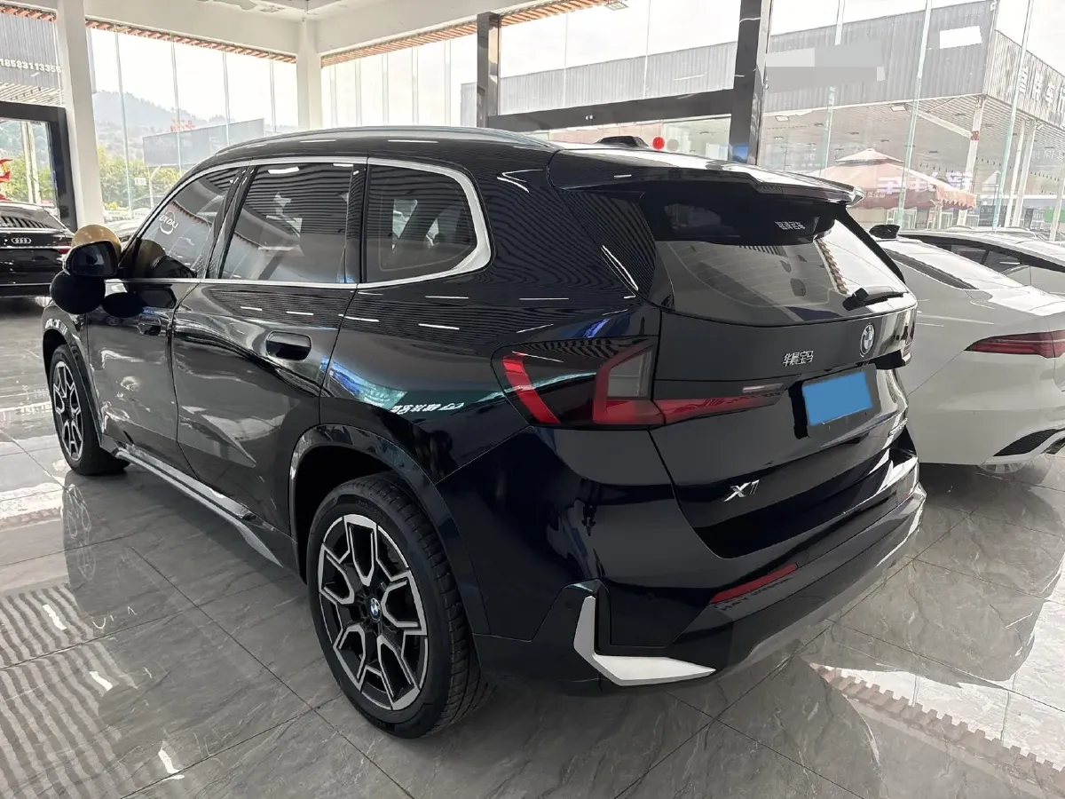 2023 BMW X1 2.0T 204HP L4 7DCT,autocango,china used car exporter,china ev exporter,chinese used car exporter,chinese used ev exporter