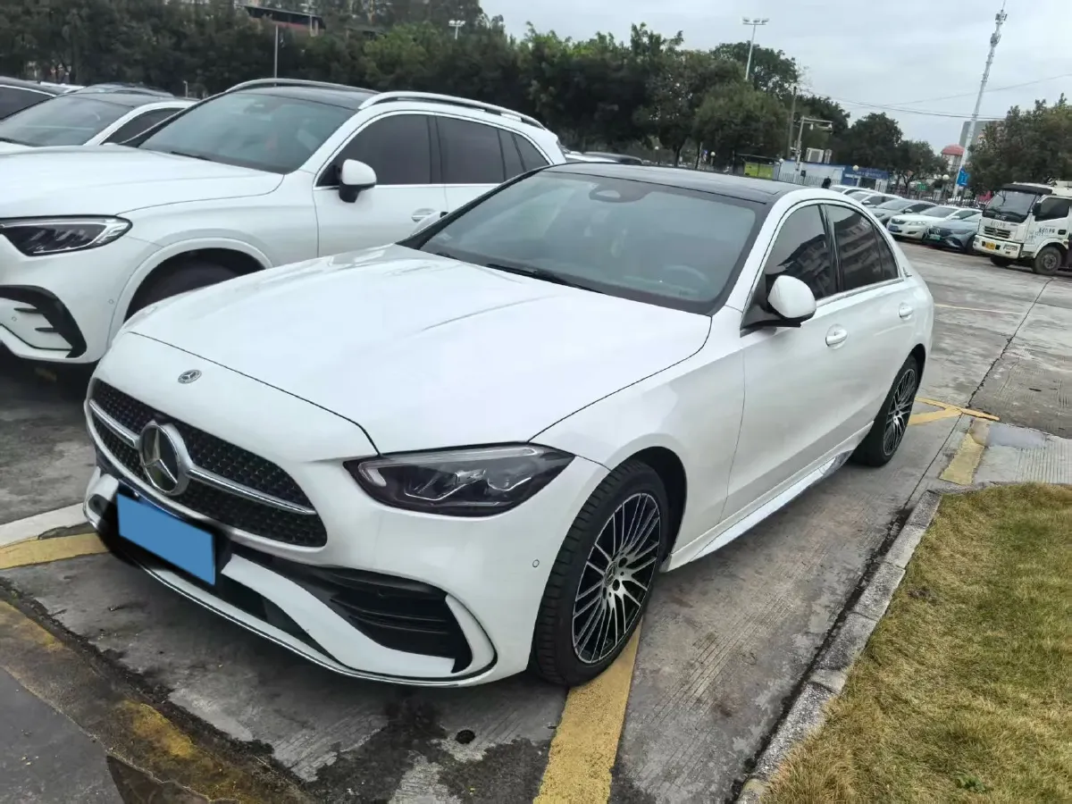 2023 Mercedes-Benz C Class 1.5T 204HP L4 9AT,autocango,china used car exporter,china ev exporter,chinese used car exporter,chinese used ev exporter
