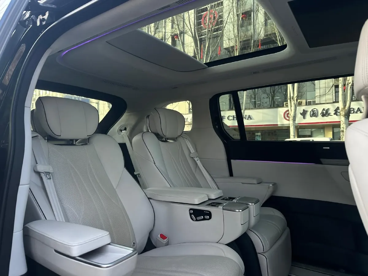 2024 Xpeng X9 BEV 101.5KWH,autocango,china used car exporter,china ev exporter,chinese used car exporter,chinese used ev exporter