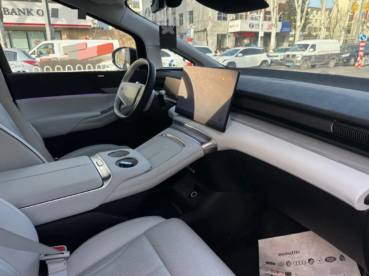 2024 Xpeng X9 BEV 101.5KWH,autocango,china used car exporter,china ev exporter,chinese used car exporter,chinese used ev exporter