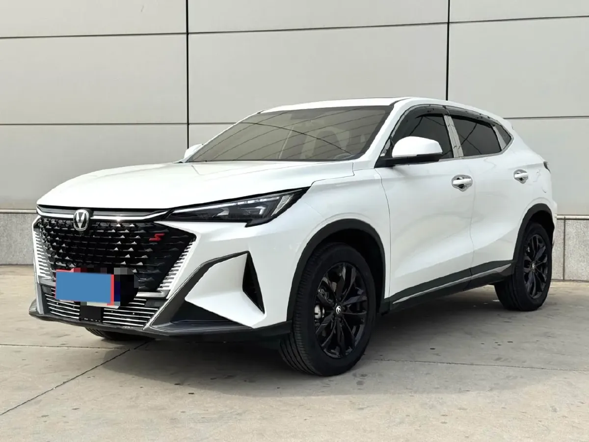 2025 ChangAn X5 PLUS 1.5T 188HP L4 7DCT,autocango,china used car exporter,china ev exporter,chinese used car exporter,chinese used ev exporter