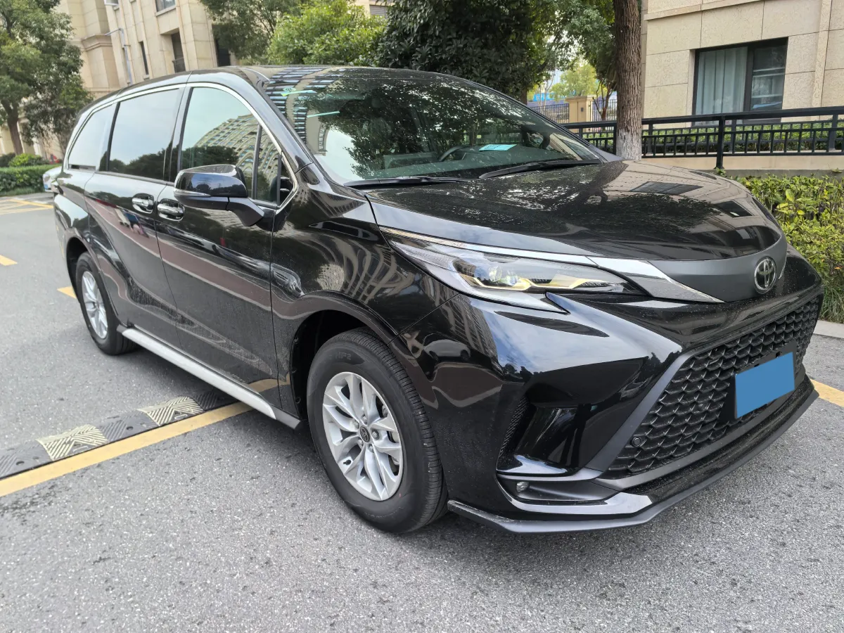 2026 Toyota Granvia 2.5L 189HP L4 E-CVT Hybrid,autocango,china used car exporter,china ev exporter,chinese used car exporter,chinese used ev exporter