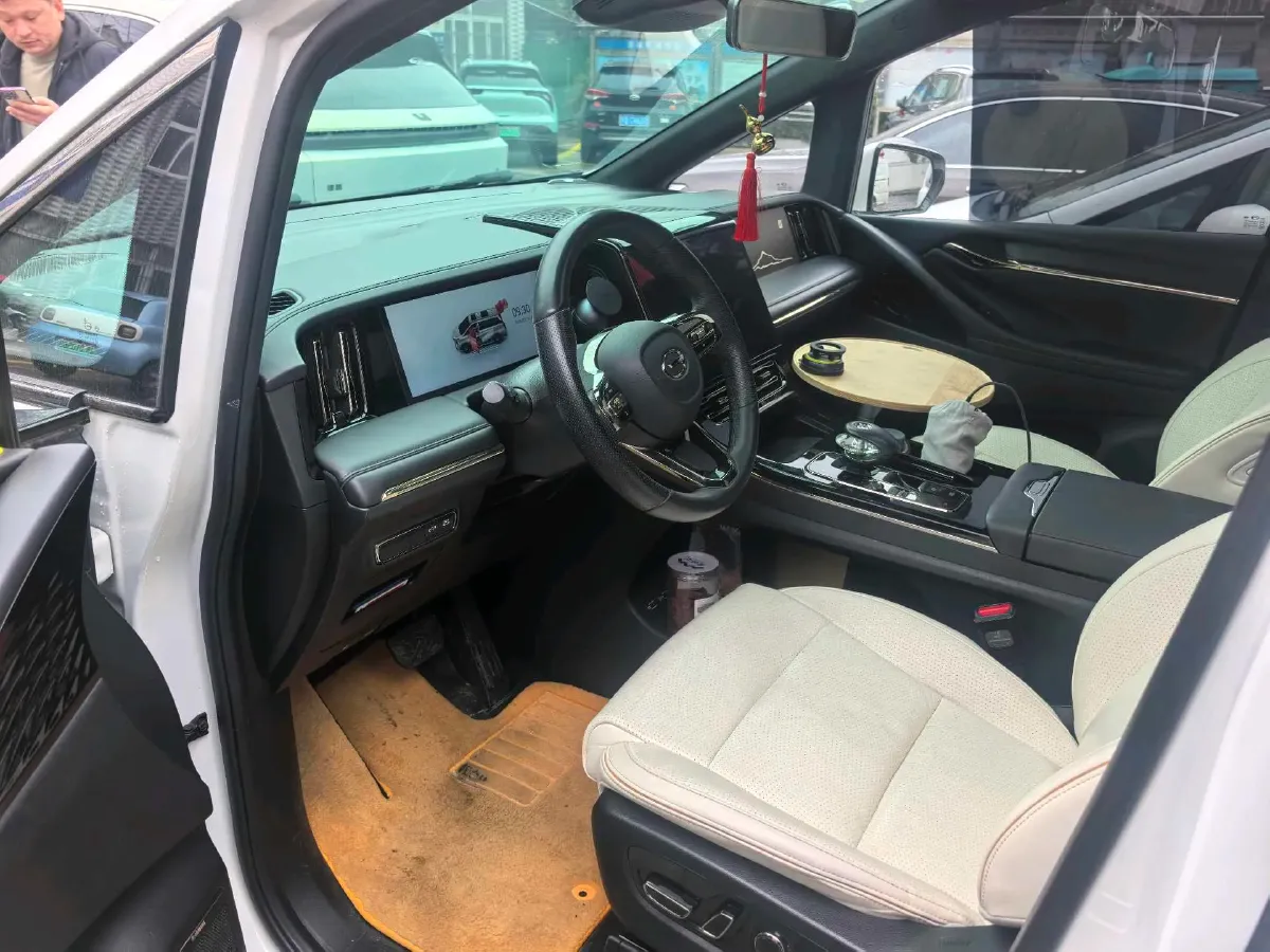 2023 GAC Trumpchi M8 2.0T 190HP L4 E-CVT Hybrid,autocango,china used car exporter,china ev exporter,chinese used car exporter,chinese used ev exporter