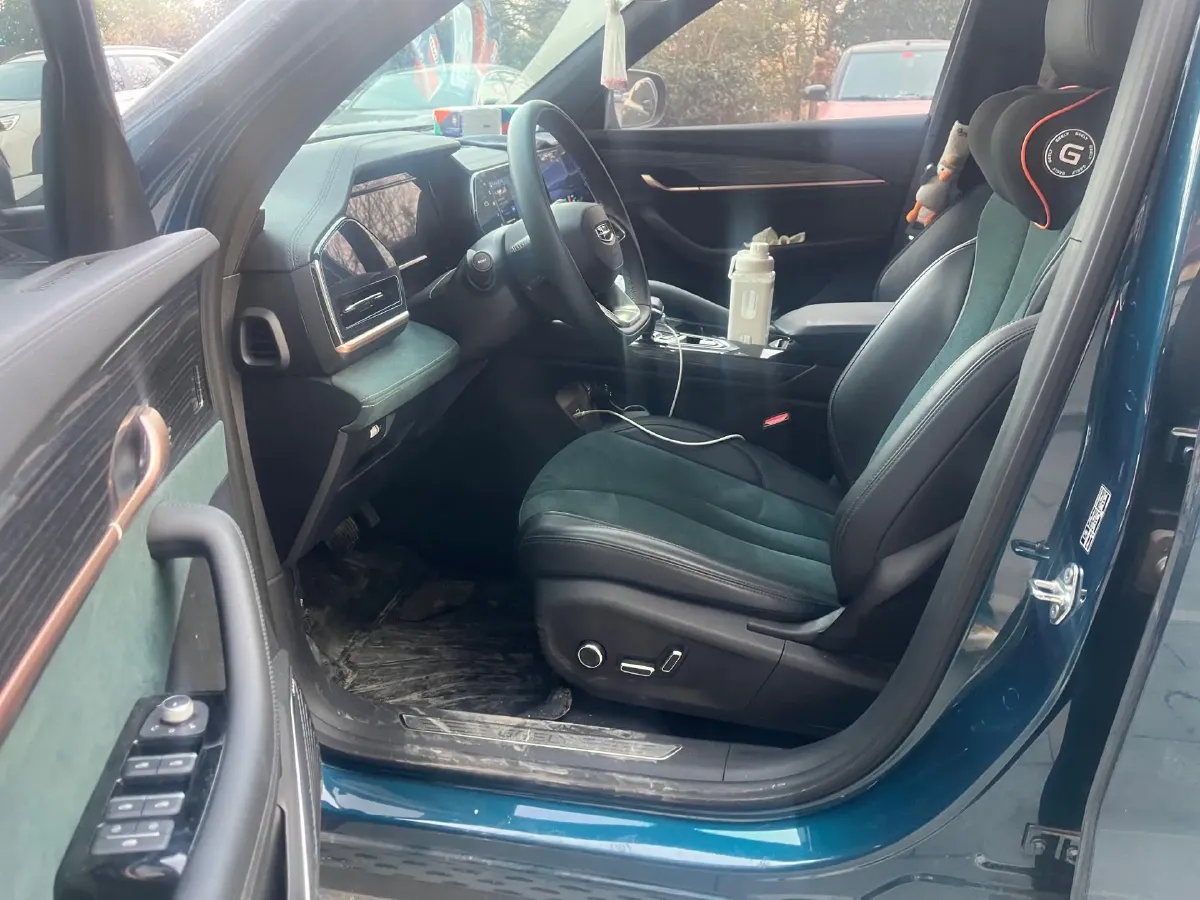 2021 Geely Monjaro 2.0T 238HP L4 8AT,autocango,china used car exporter,china ev exporter,chinese used car exporter,chinese used ev exporter