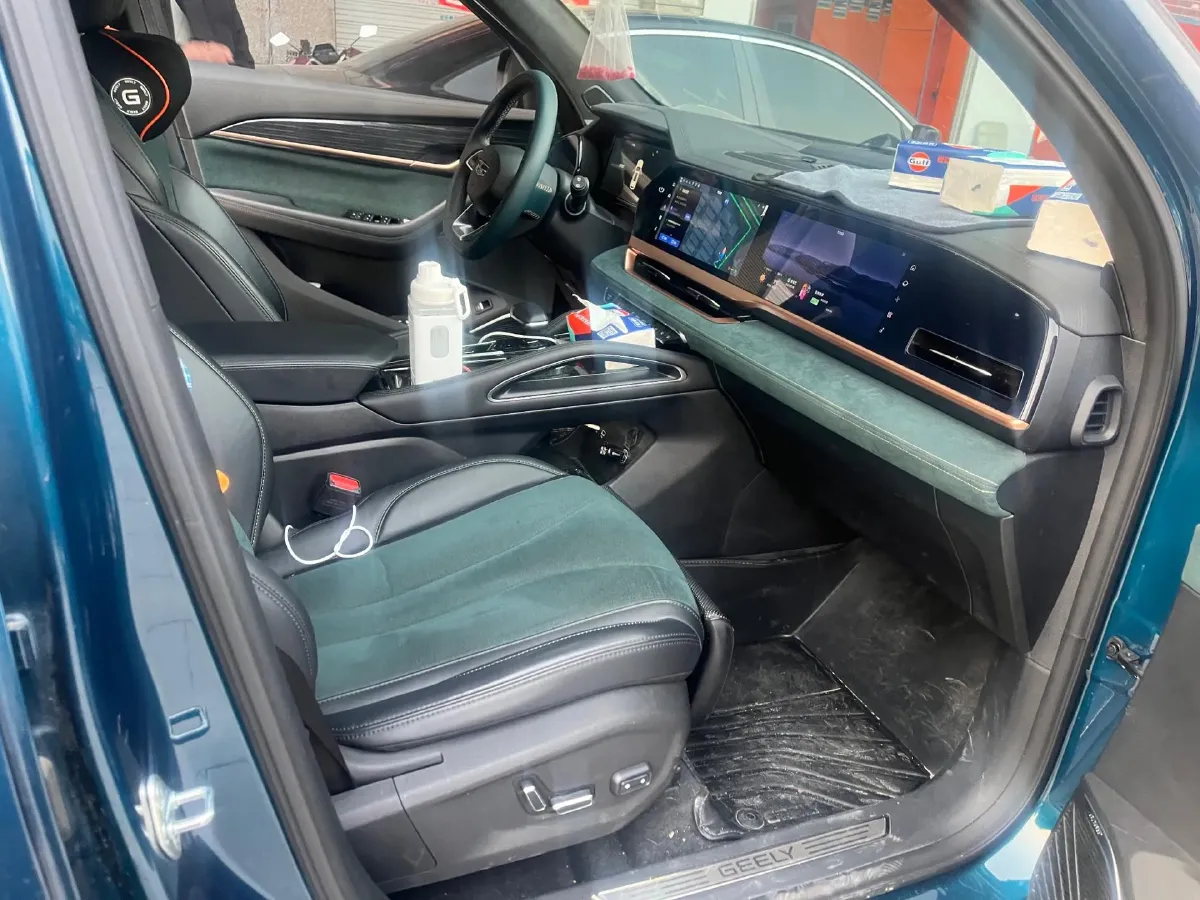 2021 Geely Monjaro 2.0T 238HP L4 8AT,autocango,china used car exporter,china ev exporter,chinese used car exporter,chinese used ev exporter