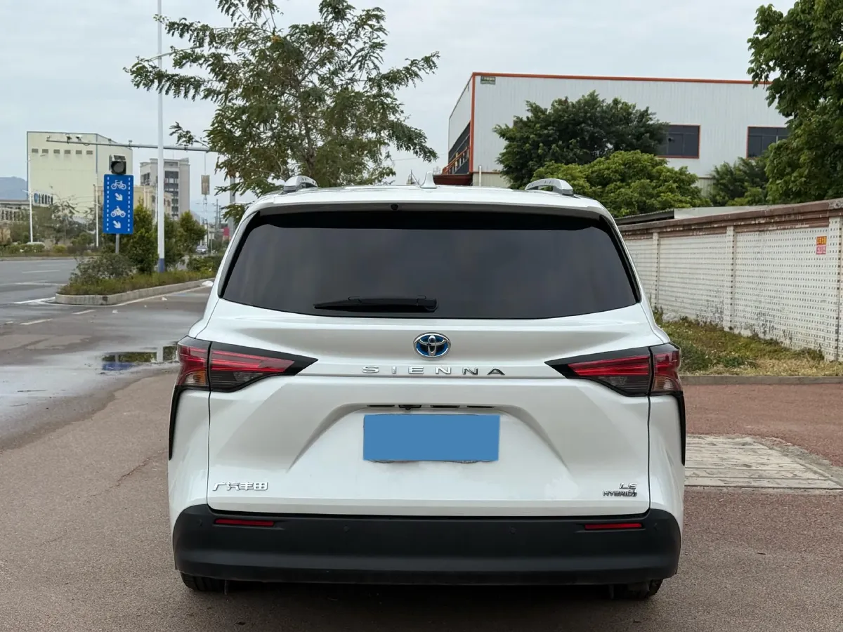 2021 Toyota Sienna 2.5L 192HP L4 E-CVT Hybrid,autocango,china used car exporter,china ev exporter,chinese used car exporter,chinese used ev exporter