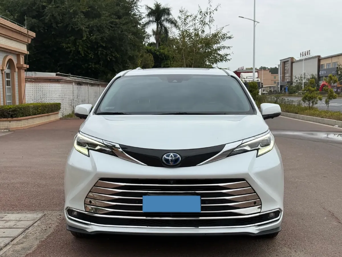 2021 Toyota Sienna 2.5L 192HP L4 E-CVT Hybrid,autocango,china used car exporter,china ev exporter,chinese used car exporter,chinese used ev exporter