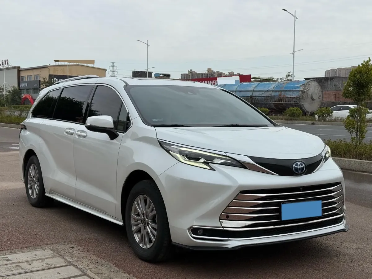 2021 Toyota Sienna 2.5L 192HP L4 E-CVT Hybrid,autocango,china used car exporter,china ev exporter,chinese used car exporter,chinese used ev exporter